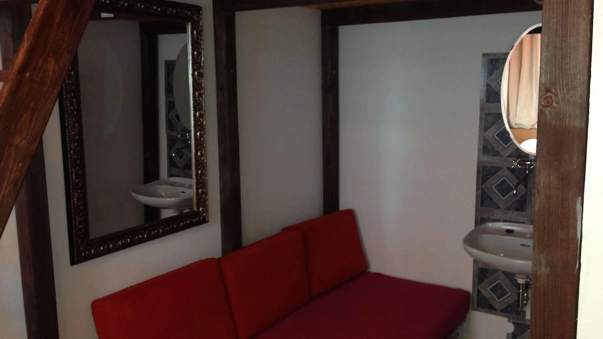 Hostel Marabou Prague