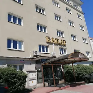 hotel-karat.warsawhotelspoland.com/